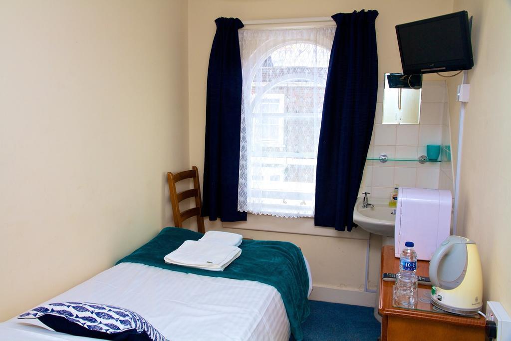 Alverstoke Guest House Weymouth Ruang foto